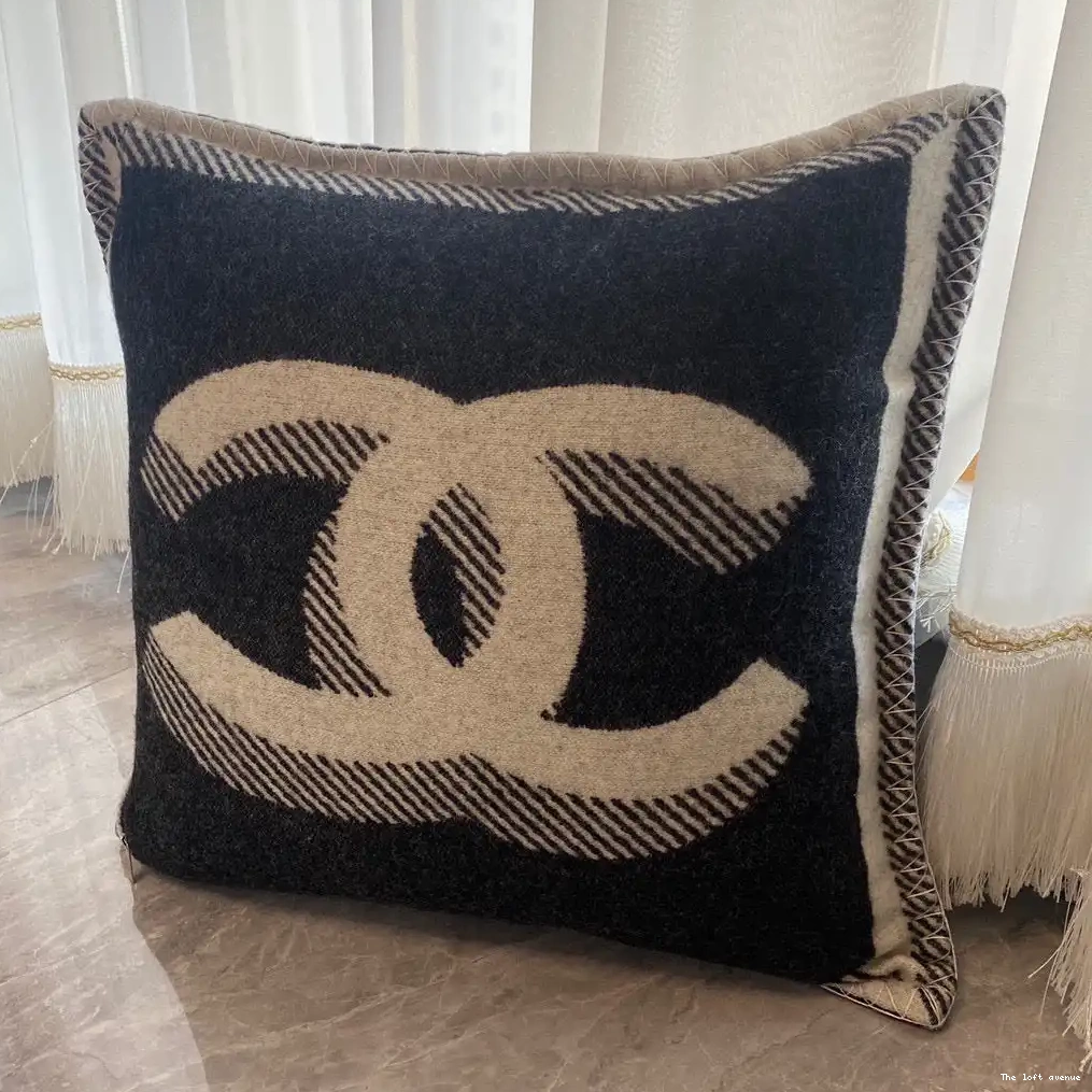 WOOL PILLOW 2.0 THROW COCO 0602
